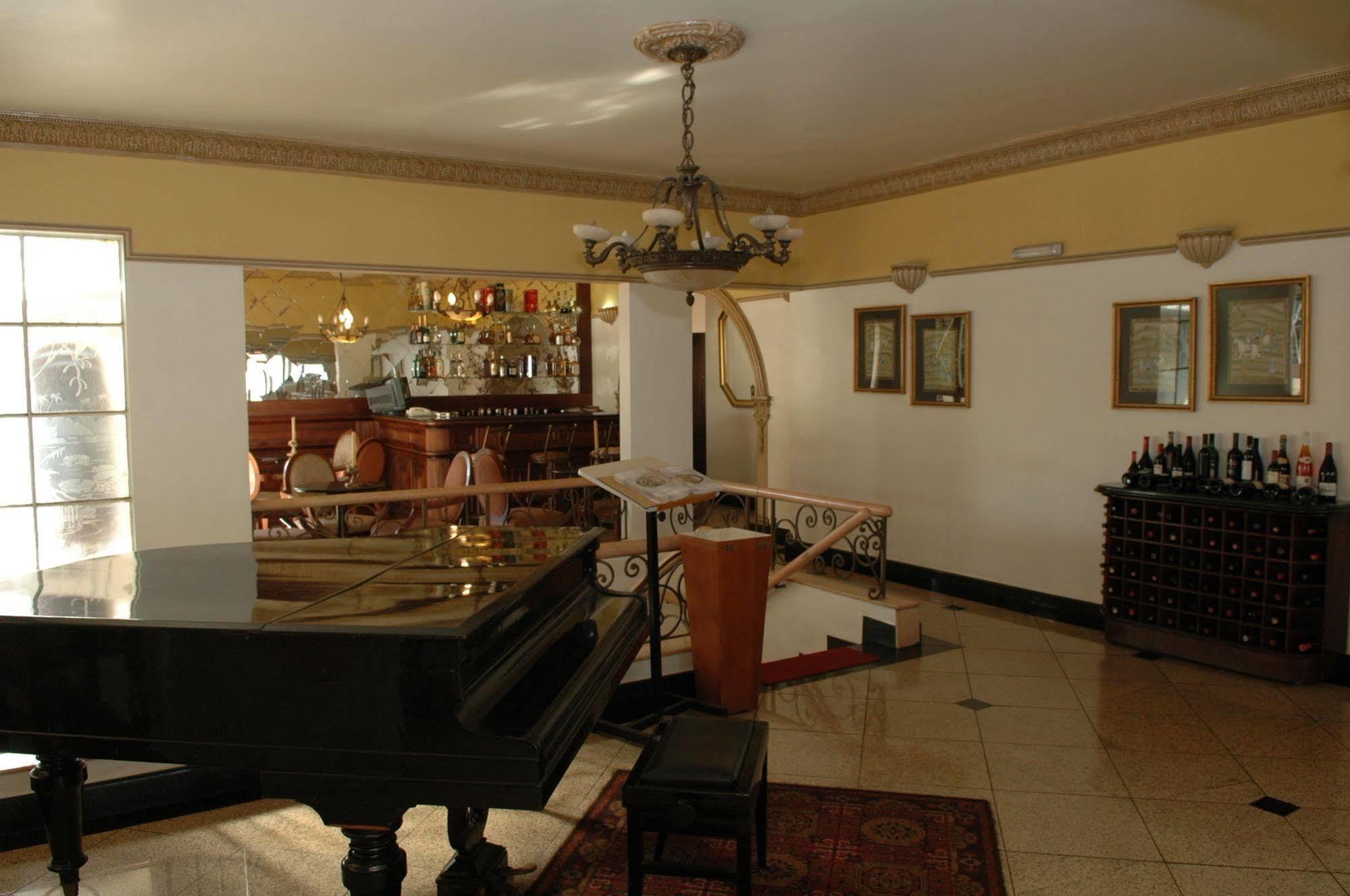 Tamareiras Park Hotel اوبيرابا المظهر الخارجي الصورة