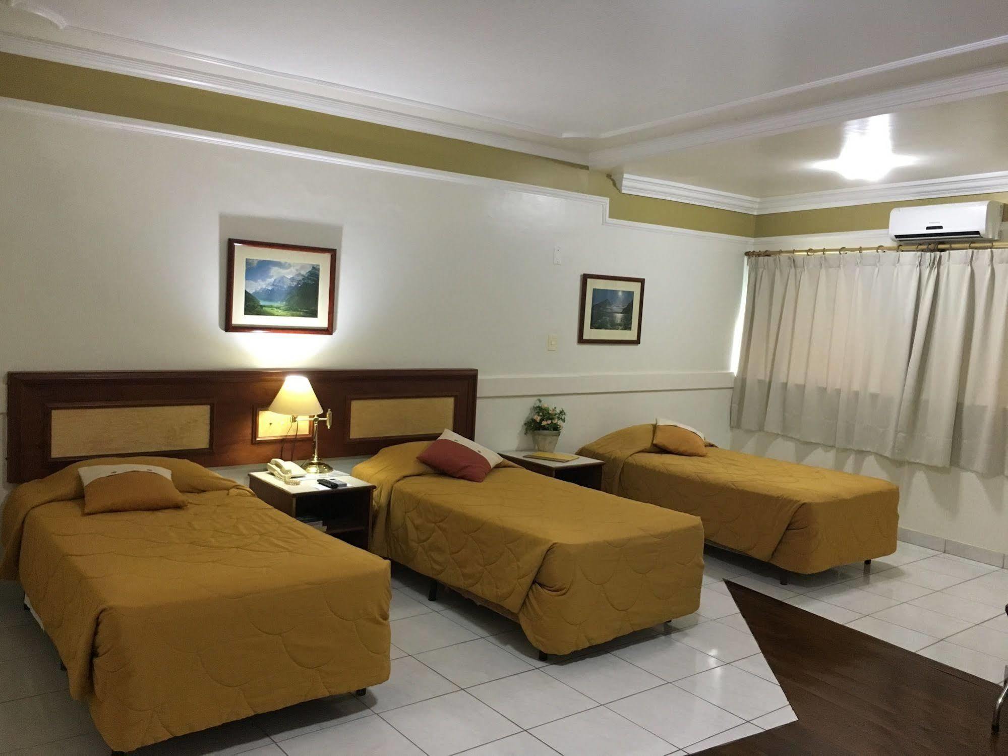 Tamareiras Park Hotel اوبيرابا المظهر الخارجي الصورة